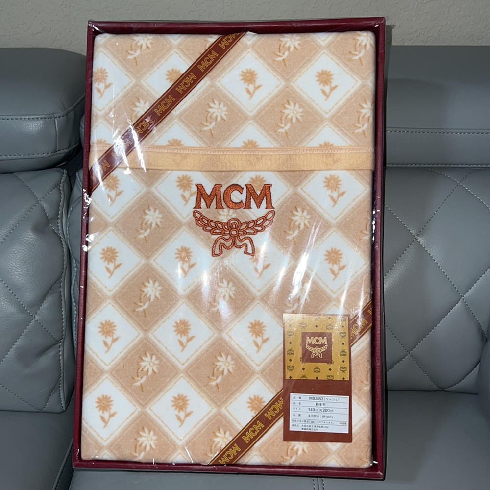 MCM blanket - Picture 12 of 12
